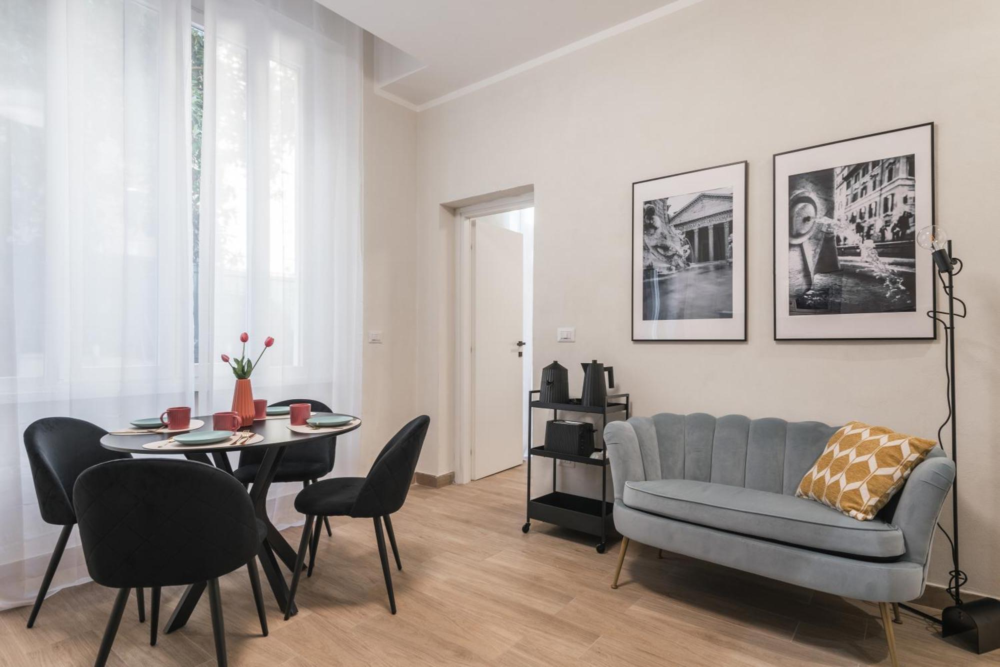 Appartamento C2 Class Apartment, 2 Da Letto Con Giardino In Zona Via Veneto Distante 15 Minuti A Piedi Da Fontana Di Trevi