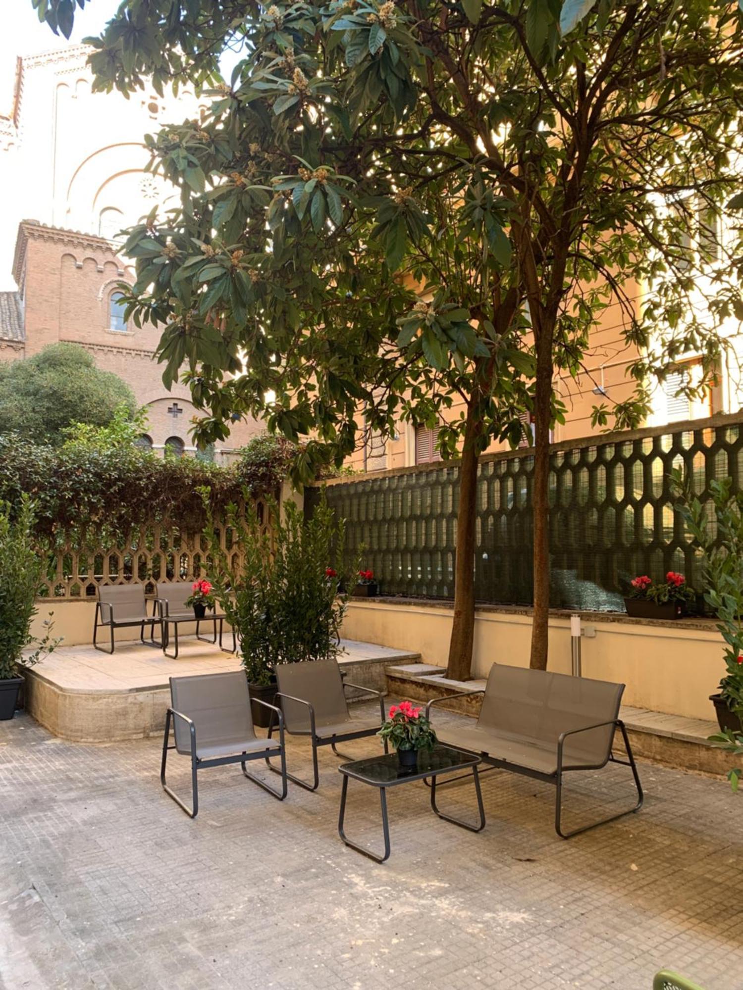 Apartamento C2 Class Apartment, 2 Da Letto Con Giardino In Zona Via Veneto Distante 15 Minuti A Piedi Da Fontana Di Trevi Roma